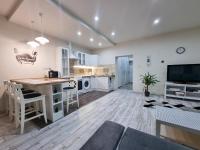 Kuchyň nebo kuchyňský kout v ubytování HIGH STREET APARTMAN