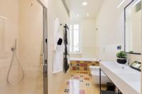 Kúpeľňa v ubytovaní Foresteria di Piazza Cavour - Luxury Suites & Guest House