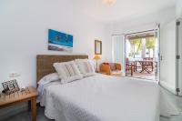 Łóżko lub łóżka w pokoju w obiekcie Marbella Villa Monteros