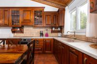 Kuchyňa alebo kuchynka v ubytovaní Nicolas Beach House