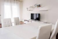 TV a/nebo společenská místnost v ubytování Salou THE Best Grand