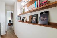 The library in Az apartmant