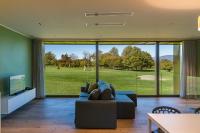 A seating area at Villaverde Hotel Spa&Golf Udine