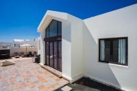 The floor plan of Beautiful 2-Bed Villa in Playa Blanca -Rosa Blanca