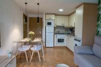 Kuchyňa alebo kuchynka v ubytovaní Garden Fisterra - Jacuzzi, Jardín Privado y Vista Mar