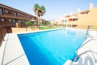 Bazén v ubytování Apartamento Marina Casares nebo v jeho okolí