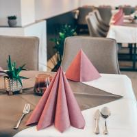 Posedenie v ubytovaní Hotel Bayrischer Hof