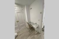 Koupelna v ubytování Escondite Real - Royal Hideaway - Vivienda con Fines Turísticos Hospital de San Miguel