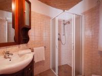 Kúpeľňa v ubytovaní Holiday Home Piccola Oasi 5 by Interhome