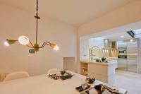 Kuchyňa alebo kuchynka v ubytovaní Casa de Pueblo junto Barcelona Centro
