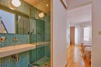 Kúpeľňa v ubytovaní Casa de Pueblo junto Barcelona Centro