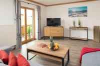 TV a/nebo společenská místnost v ubytování "Ferienwohnung Anna" - Annehmlichkeiten von 4-Sterne Familien-und Wellnesshotel Viktoria können mitgenutzt werden