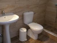 A bathroom at AGERI STUDIOS