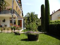 Vonkajšia záhrada v ubytovaní Room in Vodice with balcony, air conditioning, Wi-Fi (4826-2)