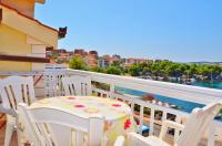 Plán poschodí v ubytovaní Apartment in Trogir with sea view, balcony, air conditioning, Wi-Fi (4786-3)