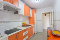 A kitchen or kitchenette at Piso de 2 habitaciones en Mesa y López