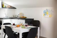 A kitchen or kitchenette at Splendida Villa NATURE- APPARTAMENTO ARANCIO a Scopello - Zingaro