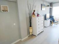 TV a/nebo společenská místnost v ubytování APARTAMENTO EN EL CENTRO DE CALAFELL