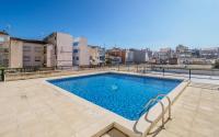 Bazén v ubytování APARTAMENTO EN EL CENTRO DE CALAFELL nebo v jeho okolí