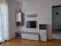 Apartment Plavia Biogradにあるテレビまたはエンターテインメントセンター