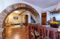 Część wypoczynkowa w obiekcie Esclusiva Dimora Storica nel cuore del Borgo Medievale---- Exclusive Historical House inside the Medieval Village
