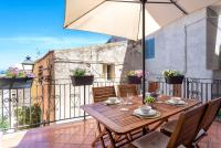 Balkon lub taras w obiekcie Esclusiva Dimora Storica nel cuore del Borgo Medievale---- Exclusive Historical House inside the Medieval Village