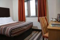 Best Western Bradford Guide Post Hotelにあるベッド