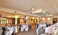 Best Western Bradford Guide Post Hotelにあるレストランまたは飲食店