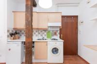 Kuchyň nebo kuchyňský kout v ubytování Estudio Magdalena, pleno centro de Madrid