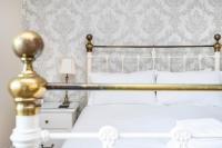Postel nebo postele na pokoji v ubytování Cragwood Guesthouse