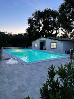 The swimming pool at or close to B&B VILLA LUPIDI