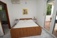 Posteľ alebo postele v izbe v ubytovaní Studio apartment in Duce with sea view, balcony, air conditioning, WiFi 132-7