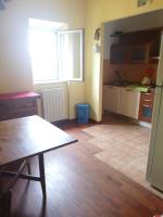 A kitchen or kitchenette at Porta a Mare, free parking