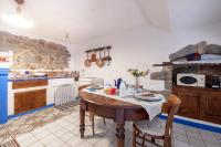 A kitchen or kitchenette at Casa Masini