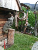 Vonkajšia záhrada v ubytovaní Drevenica Art Galery