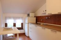 Kuchyň nebo kuchyňský kout v ubytování Apartment in Stinjan with sea view, terrace, air conditioning, WiFi 5018-1