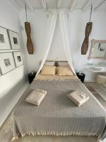 Plán poschodí v ubytovaní Ornos luxurious house