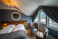 Postel nebo postele na pokoji v ubytování Hotel Aurlandsfjord