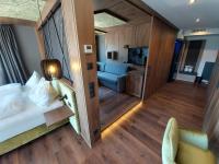Ein Bett oder Betten in einem Zimmer der Unterkunft Molaris Lodge