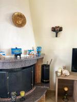 Televízia a/alebo spoločenská miestnosť v ubytovaní Casa Lia-Beach Front Villa