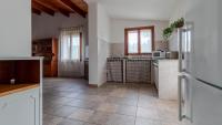 Kuchyňa alebo kuchynka v ubytovaní Villa Luisa - Your Holiday in Sardinia