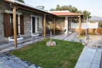 Ogród w obiekcie Villa Aloni in Triopetra