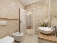 Kúpeľňa v ubytovaní Holiday Home Makvic by Interhome