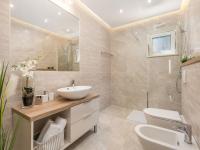 Kúpeľňa v ubytovaní Holiday Home Makvic by Interhome