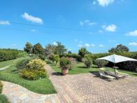 Vonkajšia záhrada v ubytovaní Holiday Home Azienda Agricola Forzello-1 by Interhome