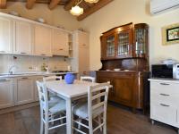 Kuchyňa alebo kuchynka v ubytovaní Holiday Home Azienda Agricola Forzello-1 by Interhome