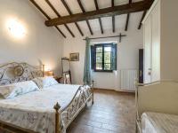Posteľ alebo postele v izbe v ubytovaní Holiday Home Montecavallo by Interhome