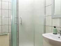 Kúpeľňa v ubytovaní Holiday Home Sapphire by Interhome