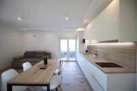 Kuchyň nebo kuchyňský kout v ubytování Apartmani Kiara