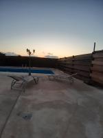 Bazén v ubytování Sunset Villa nebo v jeho okolí